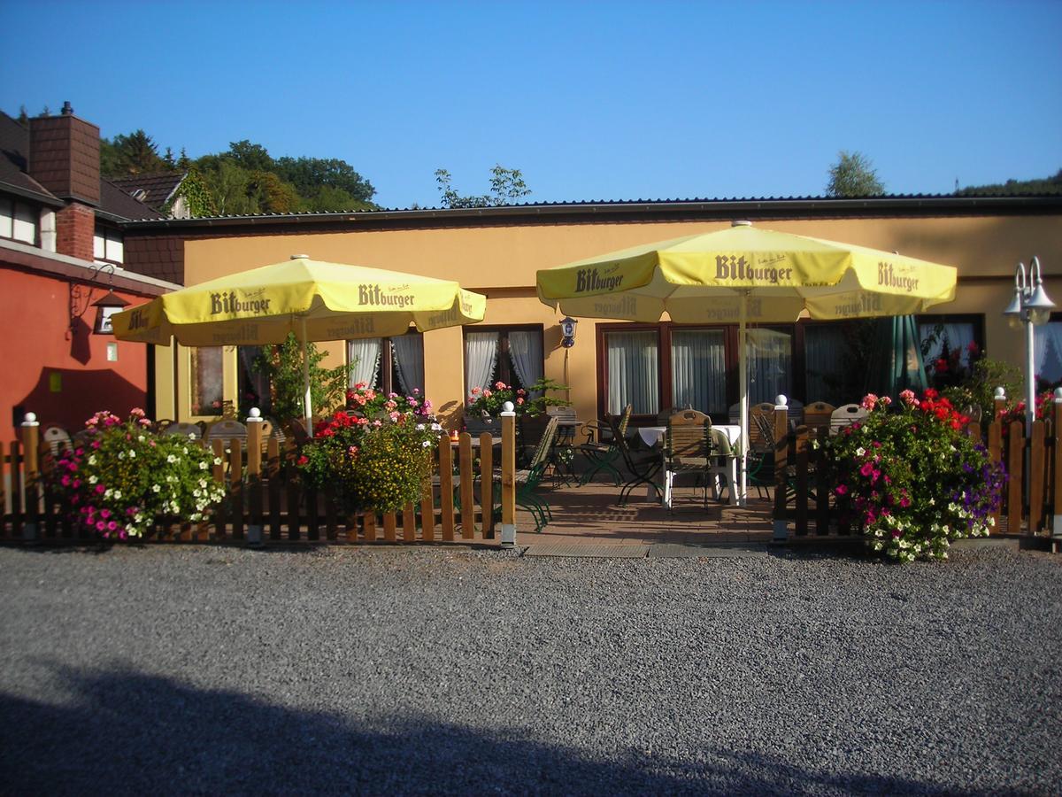 Hotel Haus Mühlbach Nideggen Exterior foto